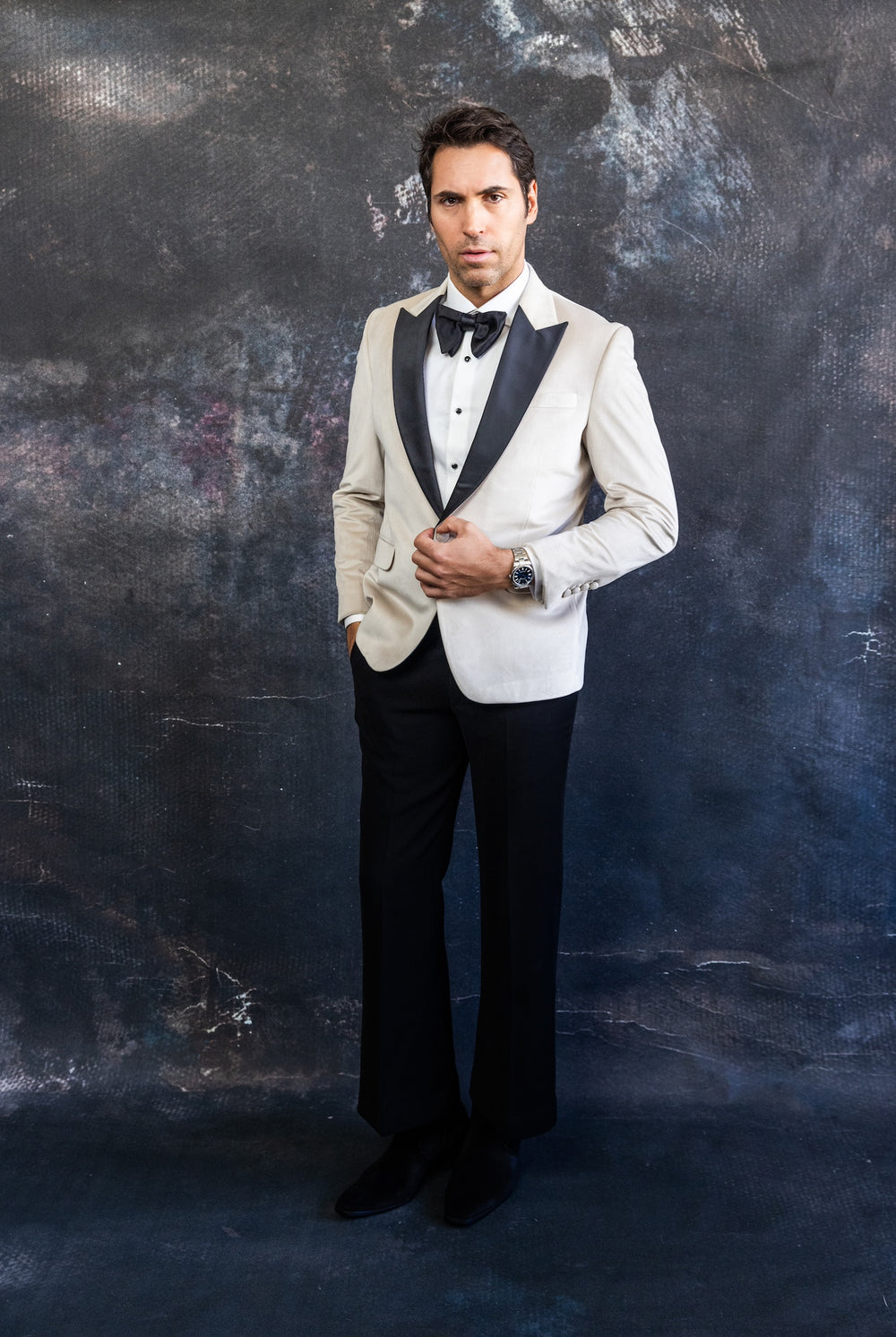 Offwhite Velvet Tuxedo